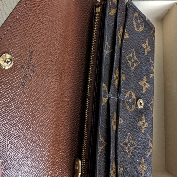 Louis Vuitton Monogram Canvas Sarah Bifold Long Wallet - Picture 3 of 7